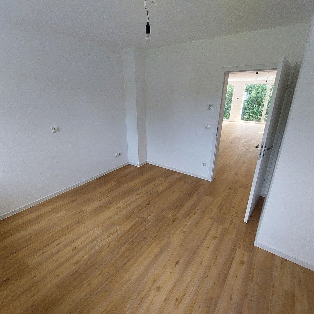 3 bedroom with open-plan kitchen flat to rent, 117 m², Hemau, Bavaria 3 bedroom with open-plan kitchen flat to rent, 117 m², Hemau, Bavaria