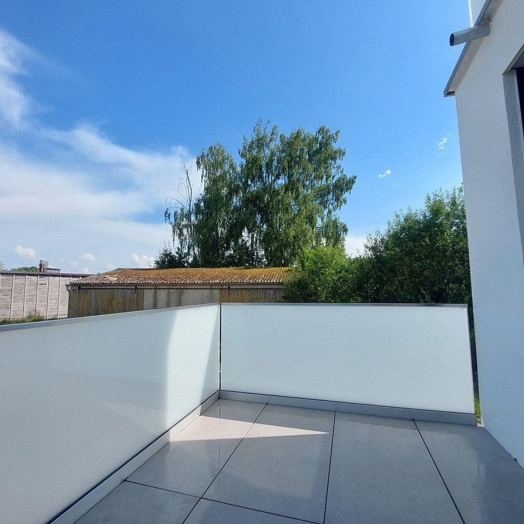 3 bedroom with open-plan kitchen flat to rent, 117 m², Hemau, Bavaria 3 bedroom with open-plan kitchen flat to rent, 117 m², Hemau, Bavaria