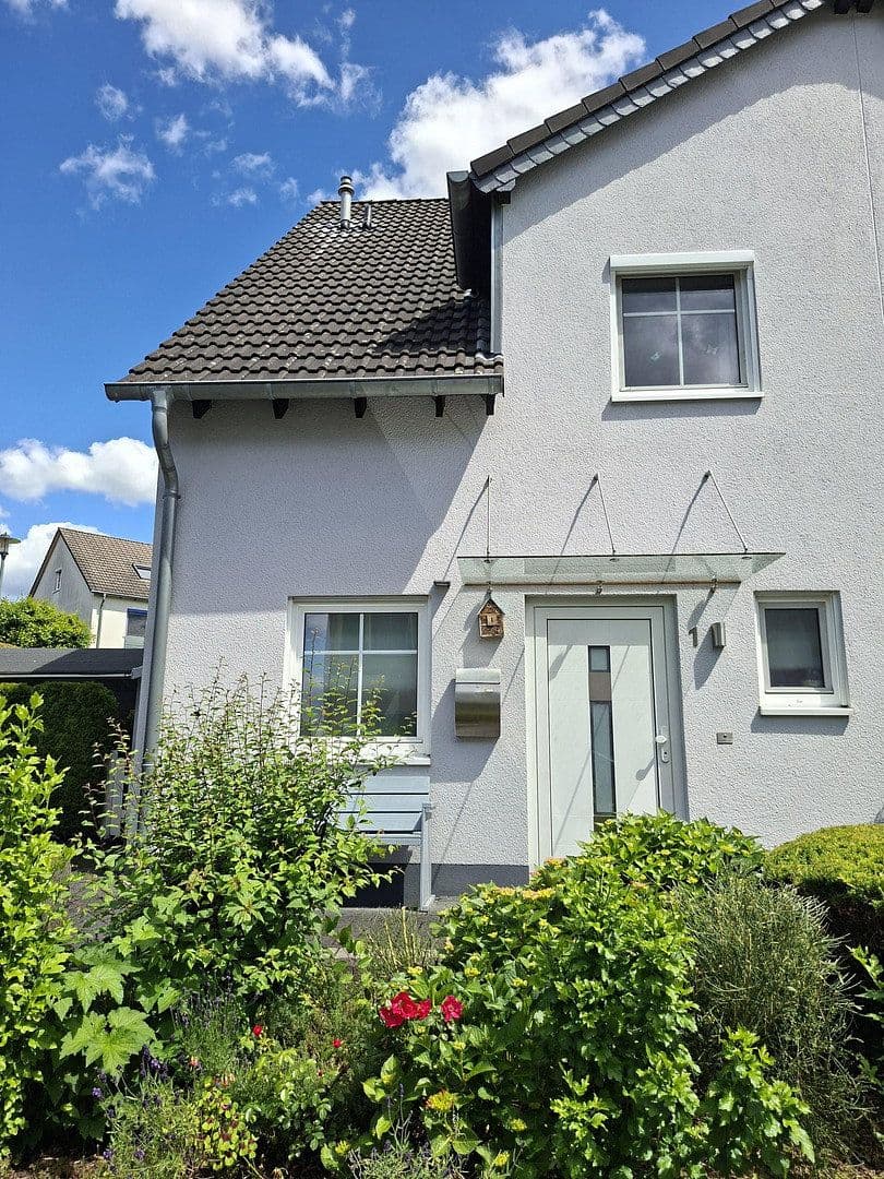 house for sale, 120 m², Hennef (Sieg), North Rhine-Westphalia house for sale, 120 m², Hennef (Sieg), North Rhine-Westphalia