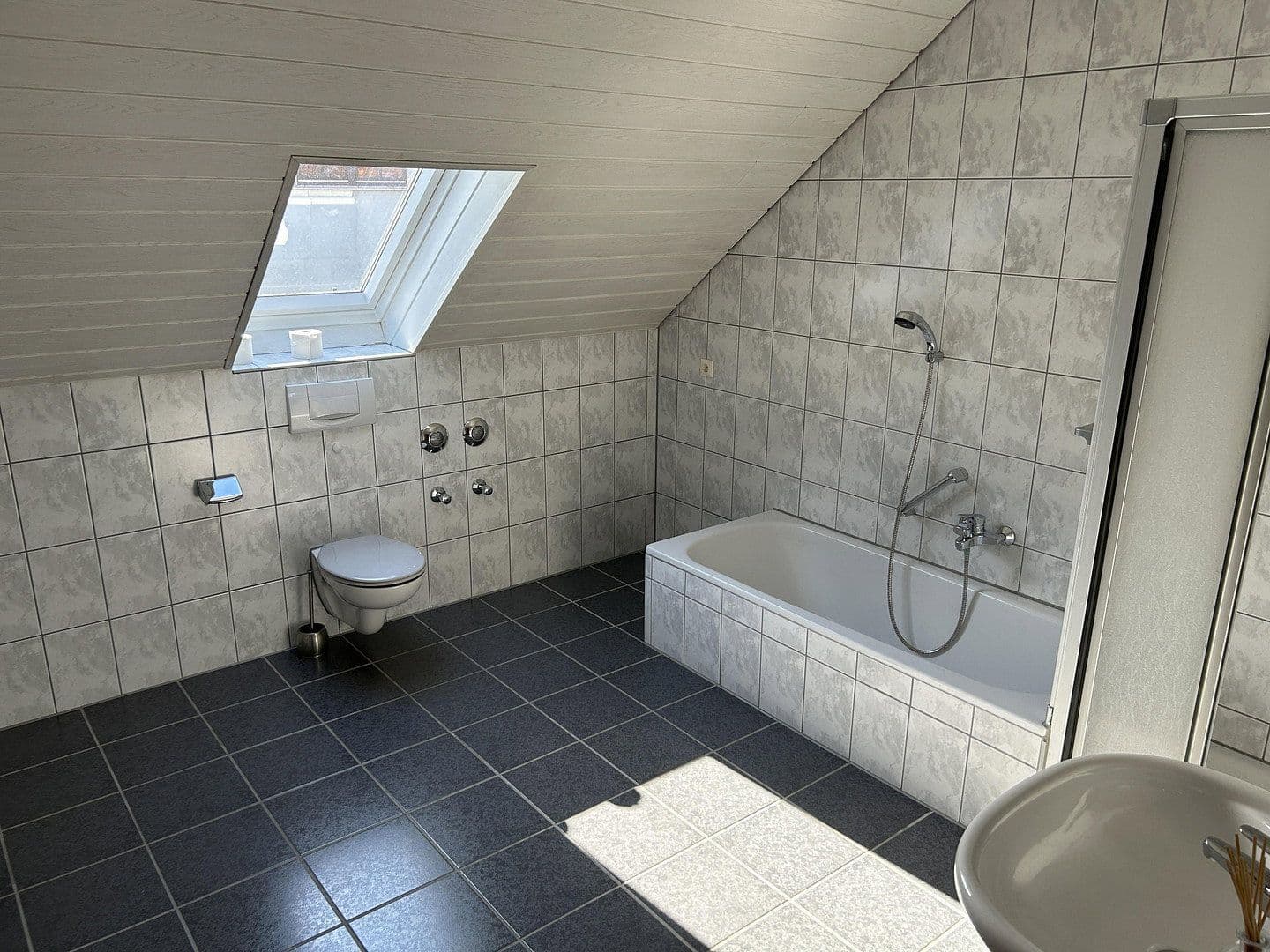 2 bedroom with open-plan kitchen flat to rent, 85 m², Wüstenrot, Baden-Württemberg 2 bedroom with open-plan kitchen flat to rent, 85 m², Wüstenrot, Baden-Württemberg