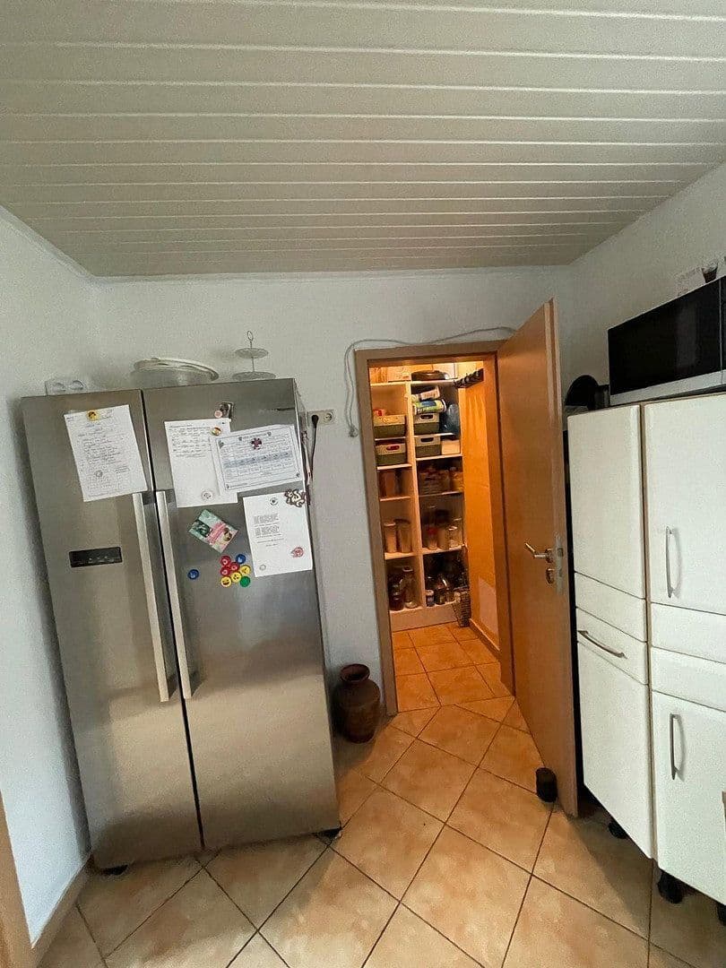 3 bedroom with open-plan kitchen flat to rent, 137 m², Sprendlinger Strasse 5, Pfaffen-Schwabenheim, Rhineland-Palatinate 3 bedroom with open-plan kitchen flat to rent, 137 m², Sprendlinger Strasse 5, Pfaffen-Schwabenheim, Rhineland-Palatinate
