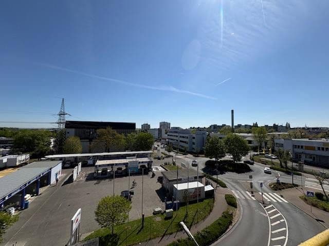 office to rent, 246 m², Berner Str. 71, Frankfurt - Nieder-Eschbach, Hesse office to rent, 246 m², Berner Str. 71, Frankfurt - Nieder-Eschbach, Hesse