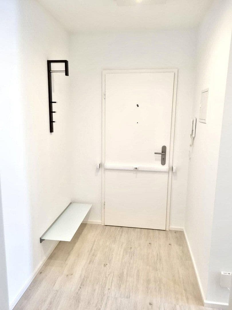 1 bedroom with open-plan kitchen flat to rent, 70 m², Leonberg, Baden-Württemberg 1 bedroom with open-plan kitchen flat to rent, 70 m², Leonberg, Baden-Württemberg