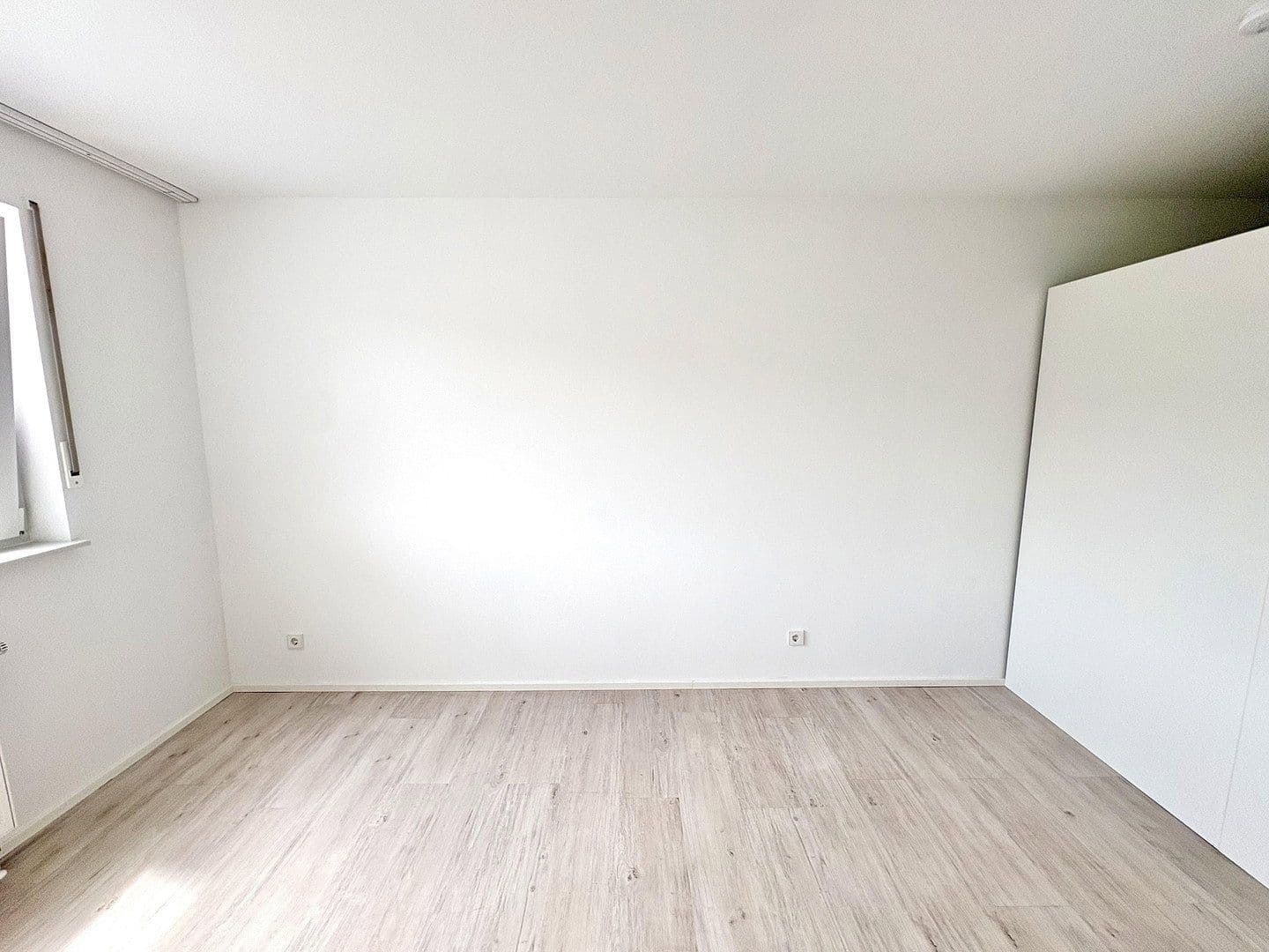 1 bedroom with open-plan kitchen flat to rent, 70 m², Leonberg, Baden-Württemberg 1 bedroom with open-plan kitchen flat to rent, 70 m², Leonberg, Baden-Württemberg