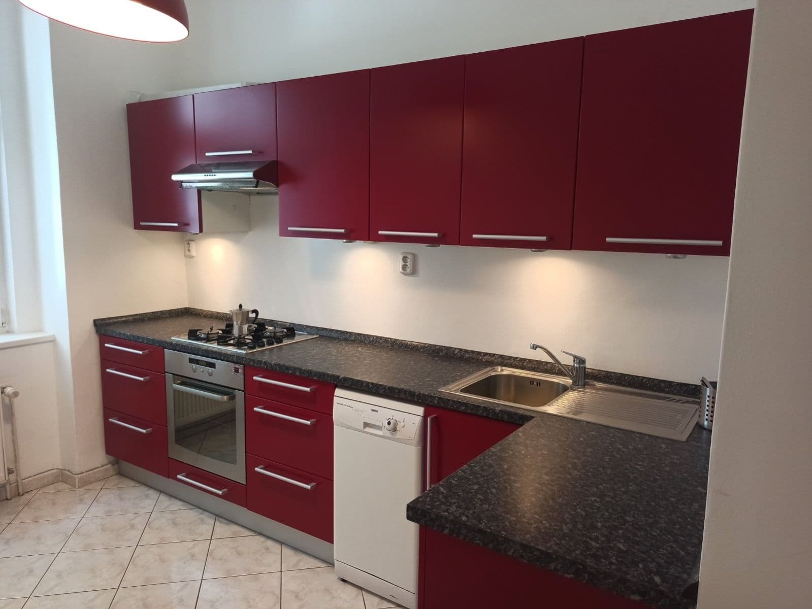 3 bedroom flat to rent, 90 m², Budečská, Prague, Prague 3 bedroom flat to rent, 90 m², Budečská, Prague, Prague