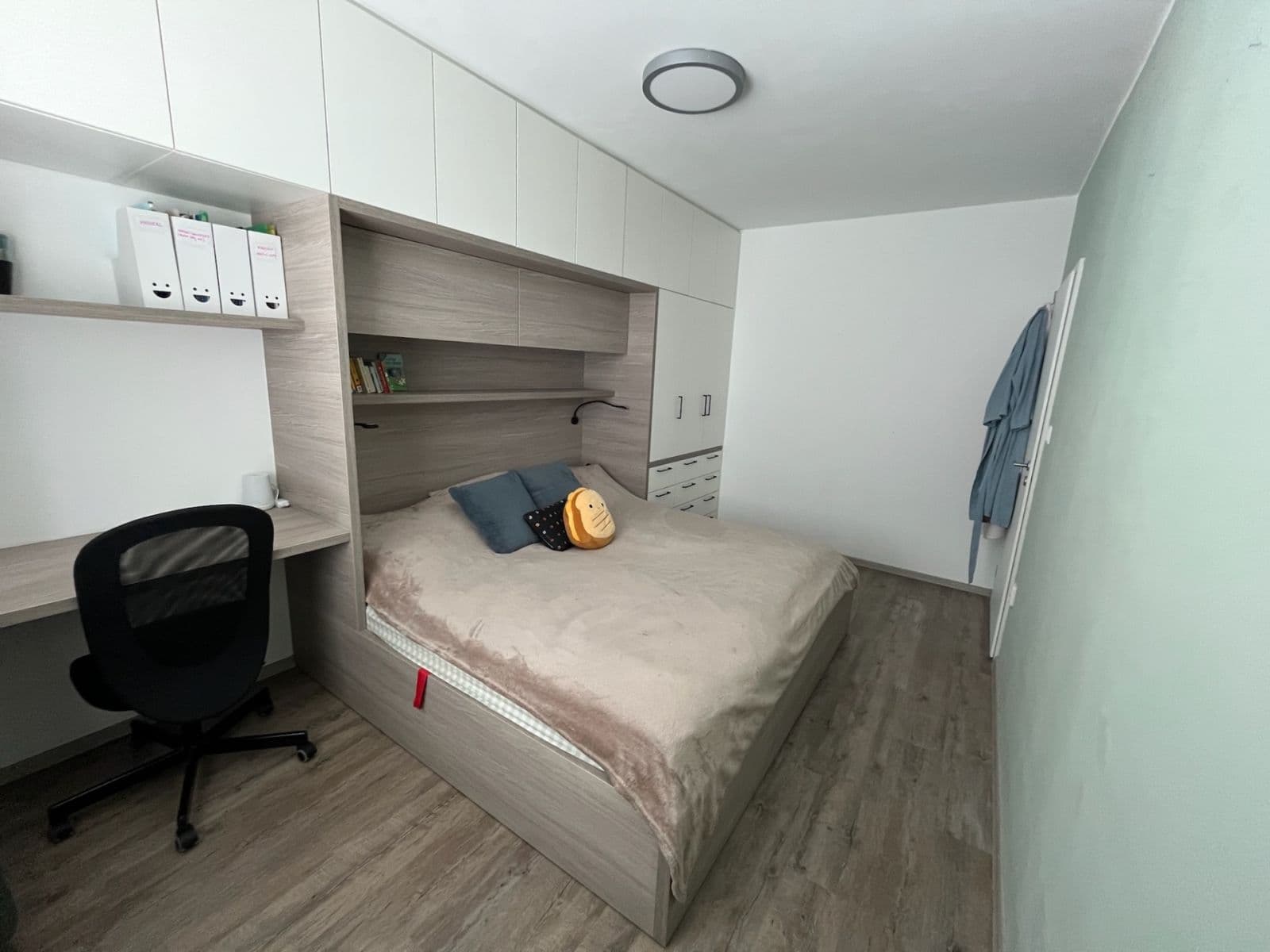 2 bedroom with open-plan kitchen flat to rent, 83 m², Podpěrova, Brno, Jihomoravský Region 2 bedroom with open-plan kitchen flat to rent, 83 m², Podpěrova, Brno, Jihomoravský Region