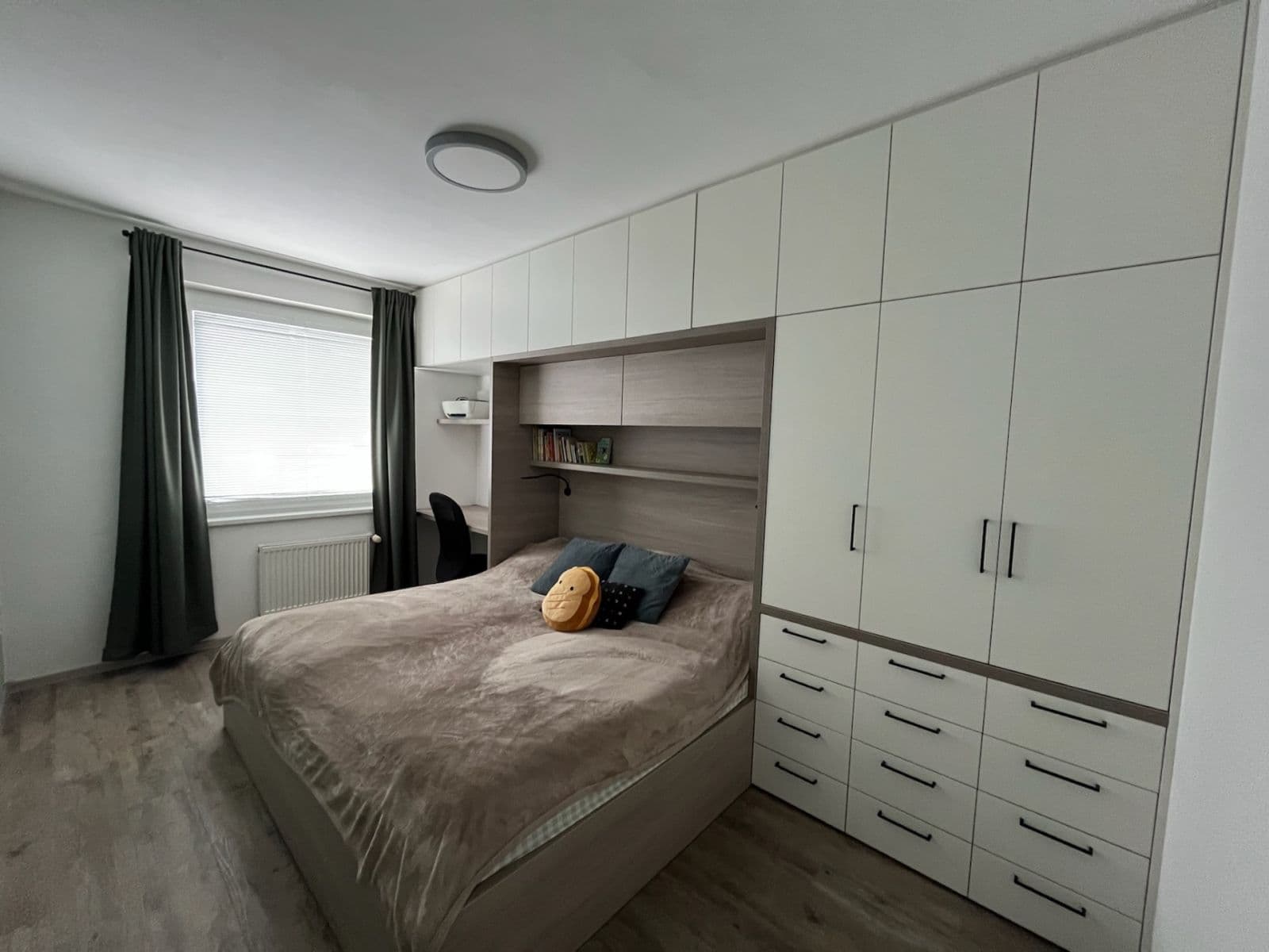 2 bedroom with open-plan kitchen flat to rent, 83 m², Podpěrova, Brno, Jihomoravský Region 2 bedroom with open-plan kitchen flat to rent, 83 m², Podpěrova, Brno, Jihomoravský Region