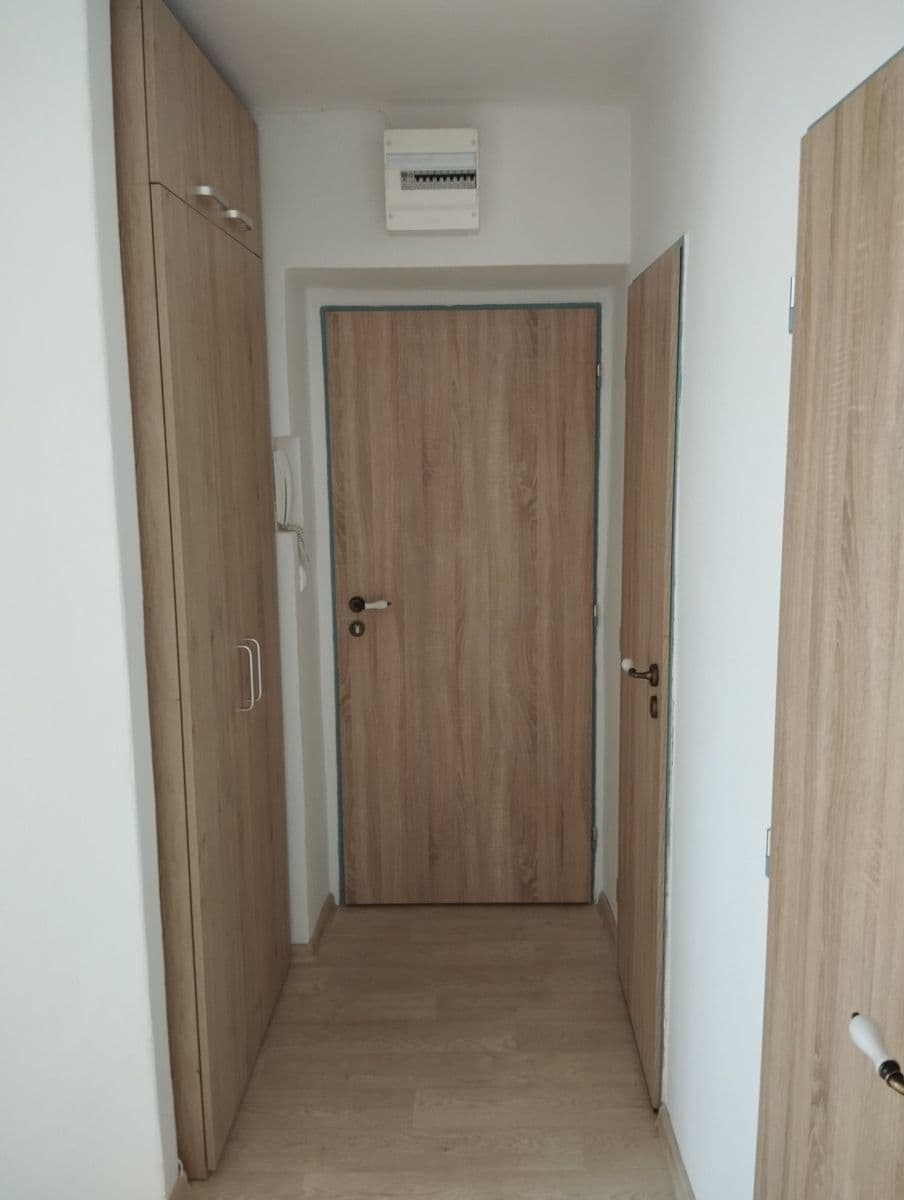1 bedroom with open-plan kitchen flat to rent, 37 m², Sídliště, Trhové Sviny, Jihočeský Region 1 bedroom with open-plan kitchen flat to rent, 37 m², Sídliště, Trhové Sviny, Jihočeský Region