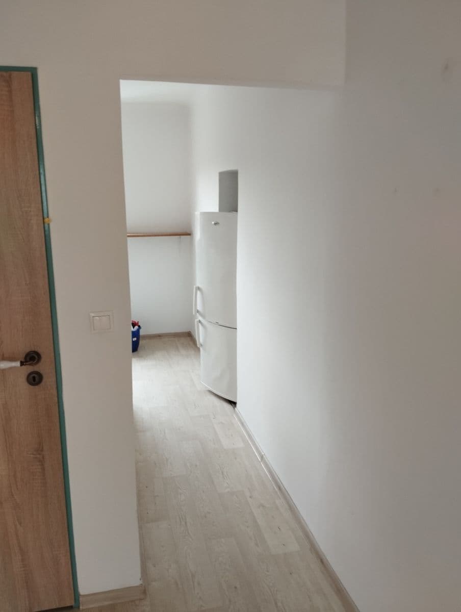 1 bedroom with open-plan kitchen flat to rent, 37 m², Sídliště, Trhové Sviny, Jihočeský Region 1 bedroom with open-plan kitchen flat to rent, 37 m², Sídliště, Trhové Sviny, Jihočeský Region