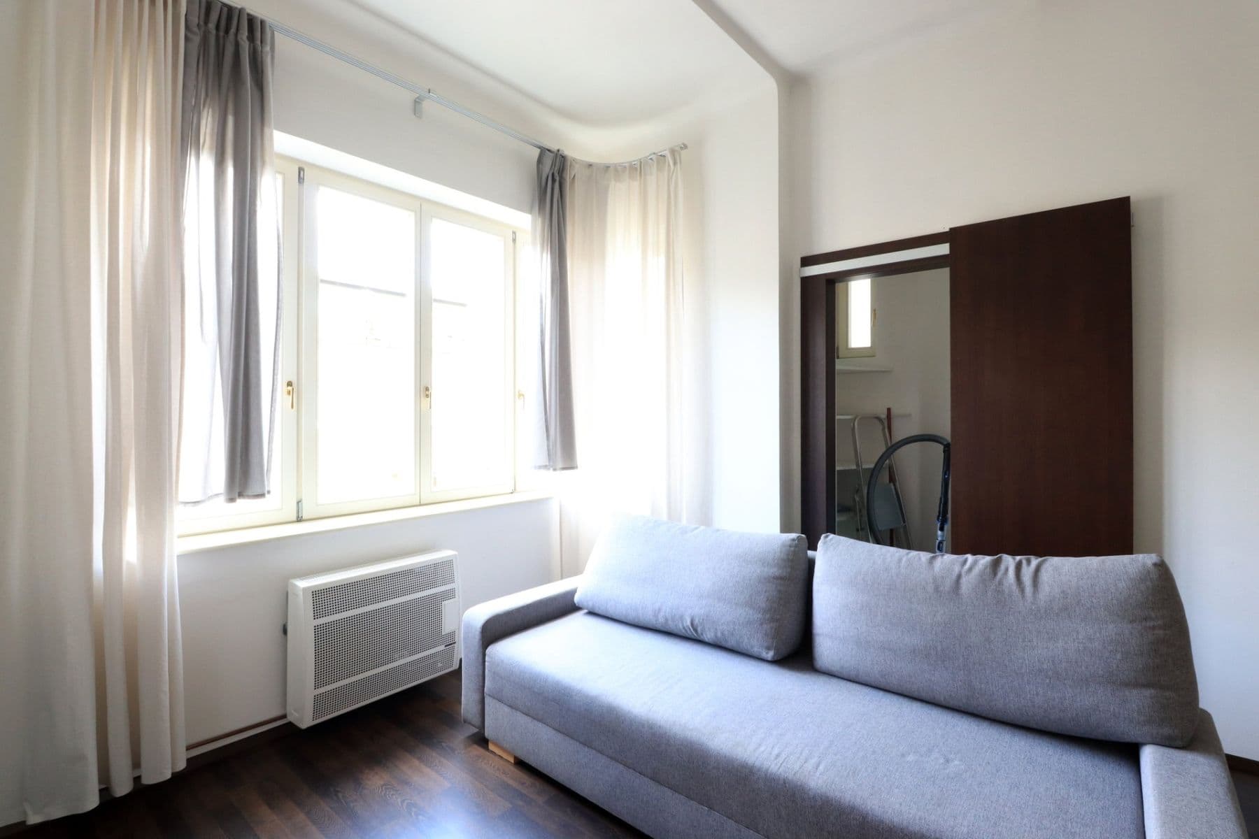 1 bedroom with open-plan kitchen flat to rent, 46 m², Křižíkova, Prague, Prague 1 bedroom with open-plan kitchen flat to rent, 46 m², Křižíkova, Prague, Prague