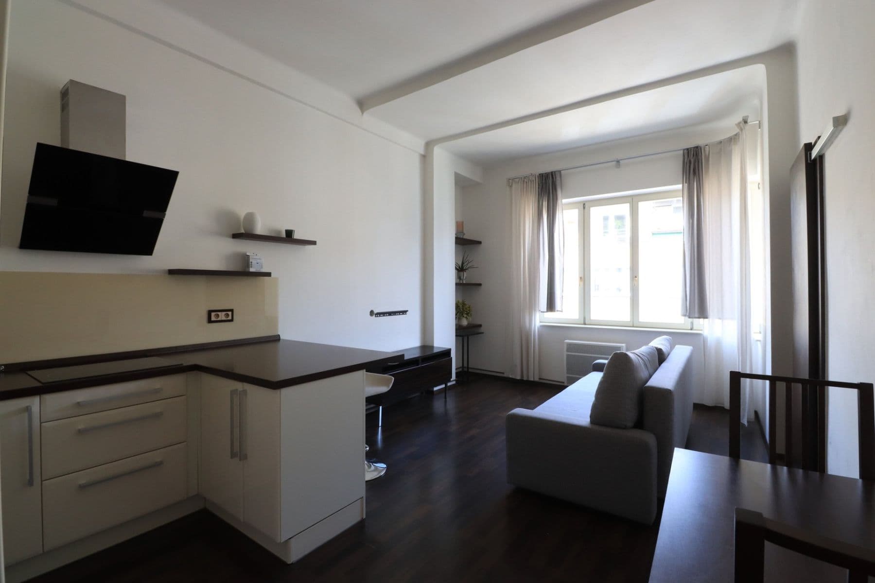 1 bedroom with open-plan kitchen flat to rent, 46 m², Křižíkova, Prague, Prague 1 bedroom with open-plan kitchen flat to rent, 46 m², Křižíkova, Prague, Prague