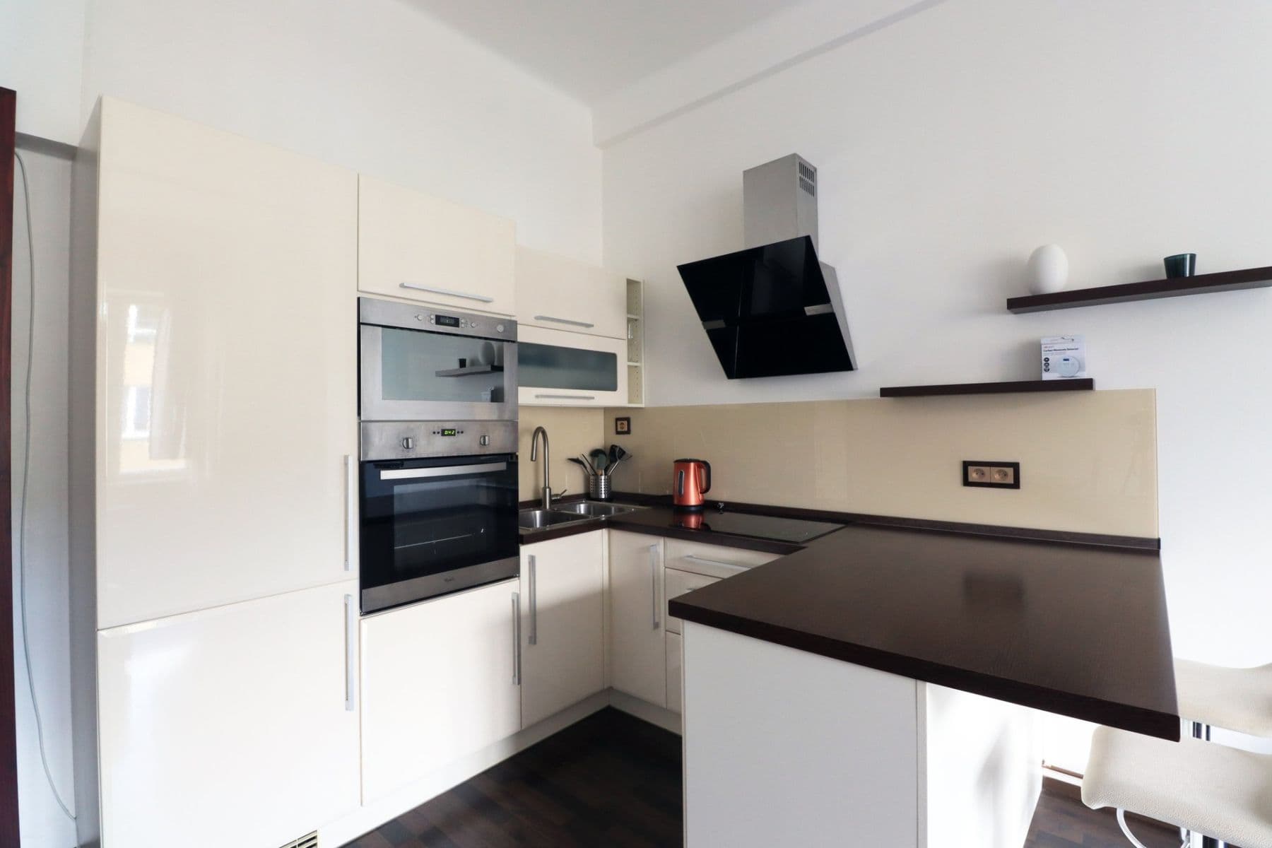 1 bedroom with open-plan kitchen flat to rent, 46 m², Křižíkova, Prague, Prague 1 bedroom with open-plan kitchen flat to rent, 46 m², Křižíkova, Prague, Prague