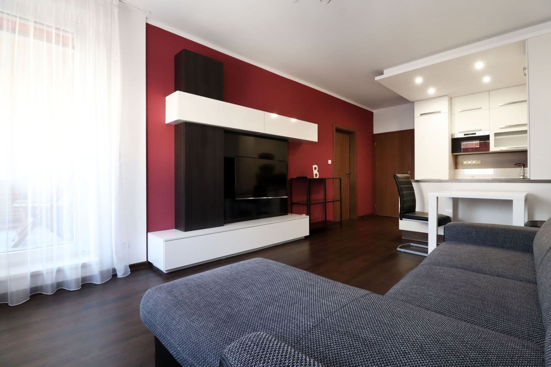 1 bedroom with open-plan kitchen flat to rent, 49 m², Padovská, Prague, Prague 1 bedroom with open-plan kitchen flat to rent, 49 m², Padovská, Prague, Prague