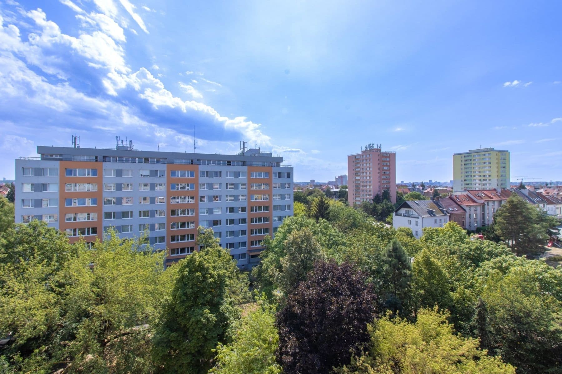 3 bedroom flat to rent, 68 m², Rembrandtova, Prague, Prague 3 bedroom flat to rent, 68 m², Rembrandtova, Prague, Prague