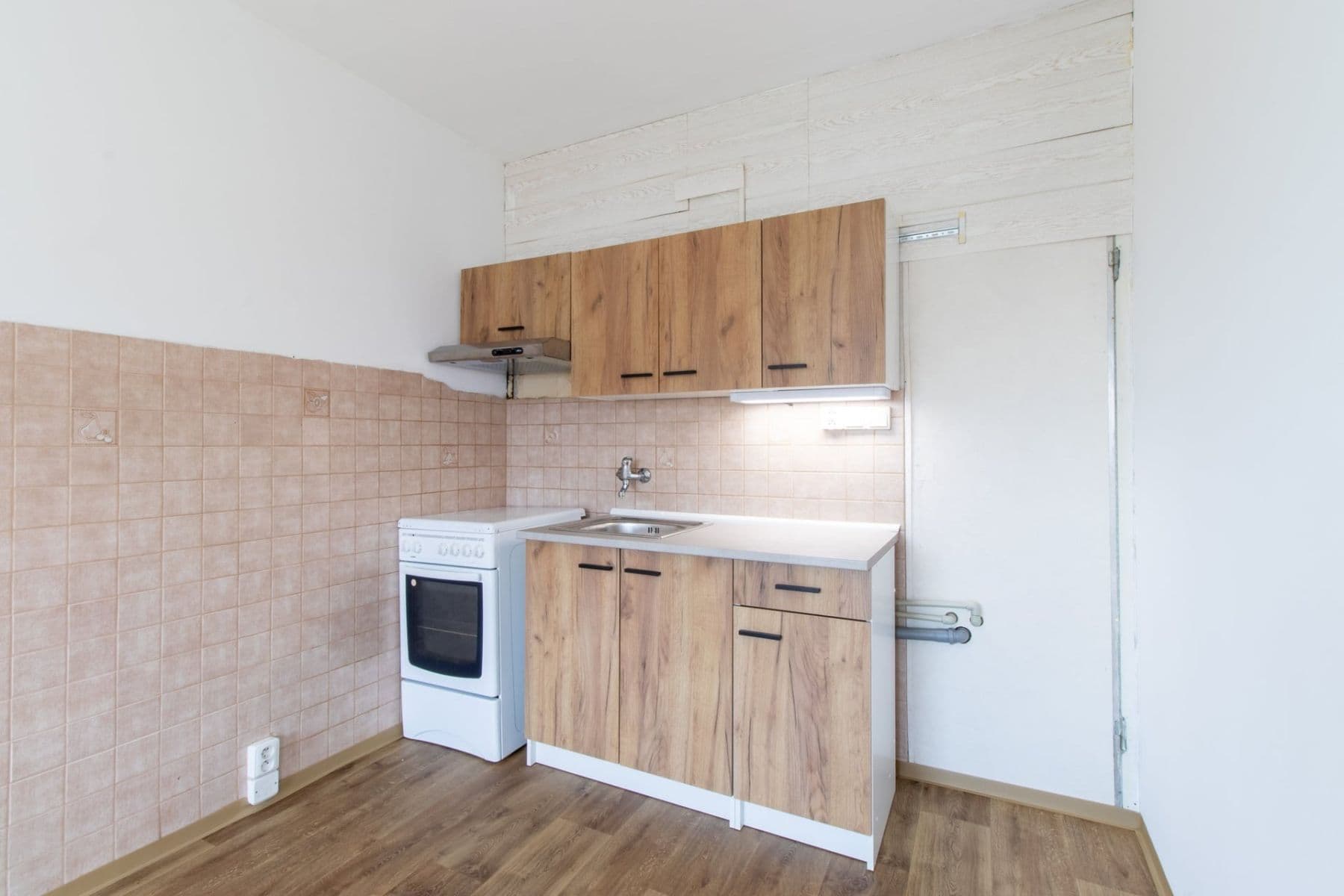 3 bedroom flat to rent, 68 m², Rembrandtova, Prague, Prague 3 bedroom flat to rent, 68 m², Rembrandtova, Prague, Prague
