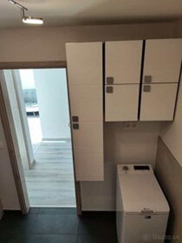 2 bedroom flat to rent, 45 m², Ivanská cesta, Ružinov, Bratislavský Region 2 bedroom flat to rent, 45 m², Ivanská cesta, Ružinov, Bratislavský Region