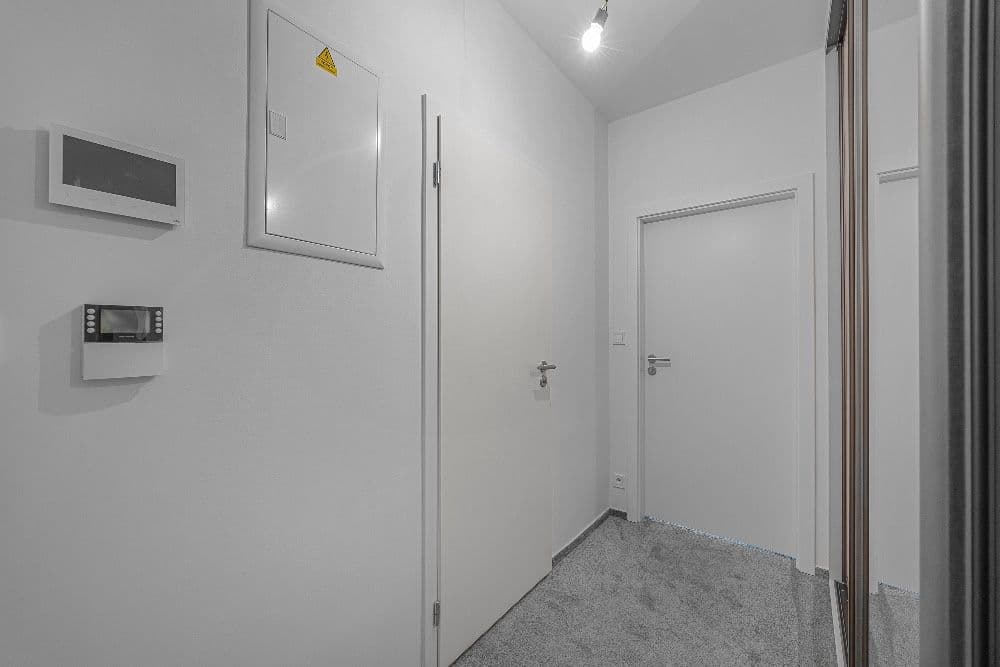 Studio flat to rent, 32 m², Gerstelova, Prague, Prague Studio flat to rent, 32 m², Gerstelova, Prague, Prague