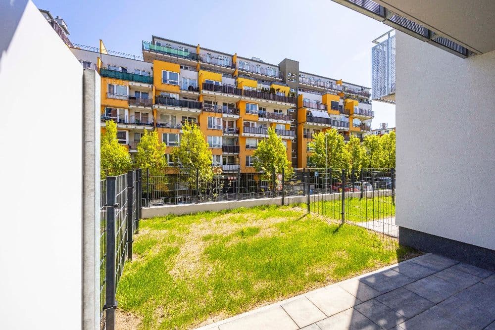 Studio flat to rent, 32 m², Gerstelova, Prague, Prague Studio flat to rent, 32 m², Gerstelova, Prague, Prague