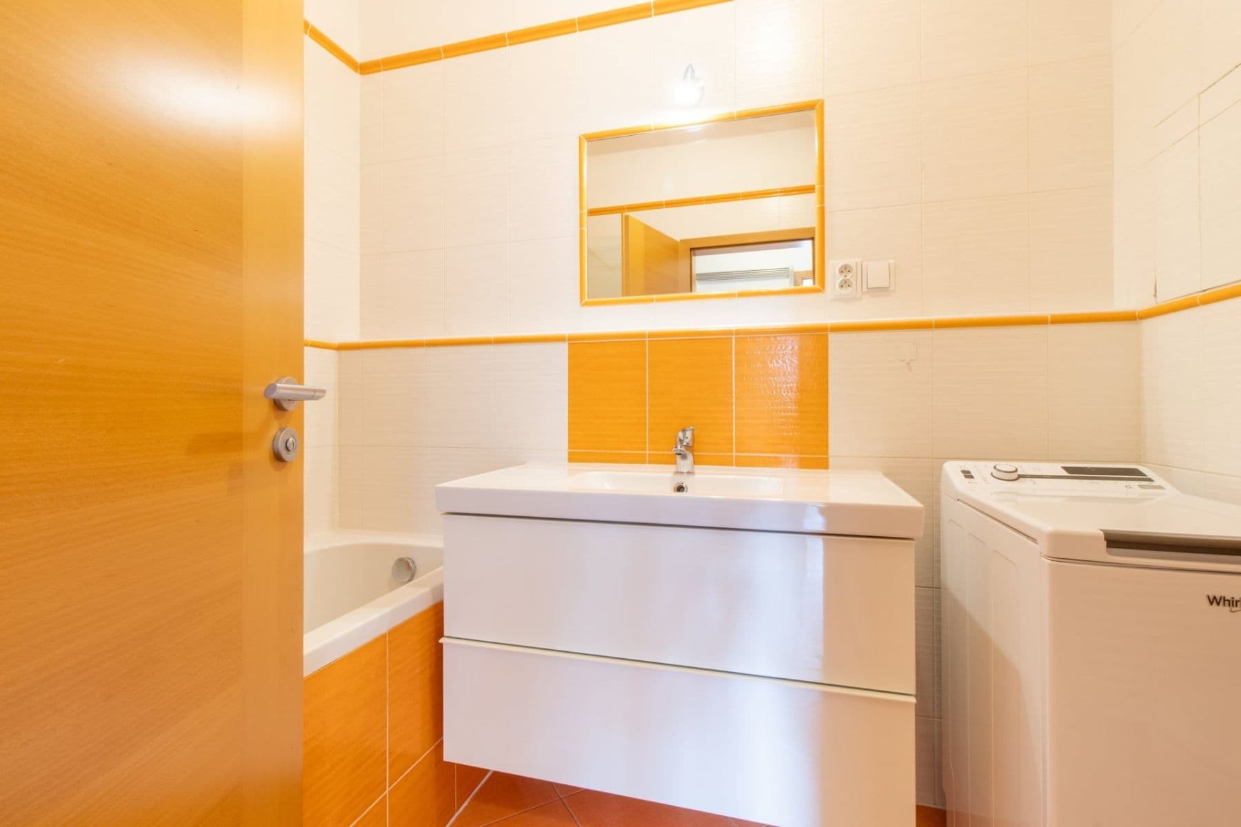 1 bedroom with open-plan kitchen flat to rent, 60 m², Nad mlýnským potokem, Prague, Prague 1 bedroom with open-plan kitchen flat to rent, 60 m², Nad mlýnským potokem, Prague, Prague