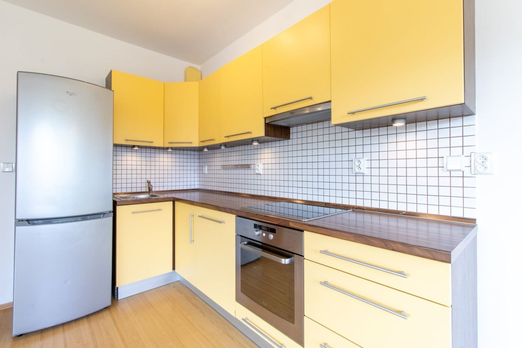 1 bedroom with open-plan kitchen flat to rent, 60 m², Nad mlýnským potokem, Prague, Prague 1 bedroom with open-plan kitchen flat to rent, 60 m², Nad mlýnským potokem, Prague, Prague