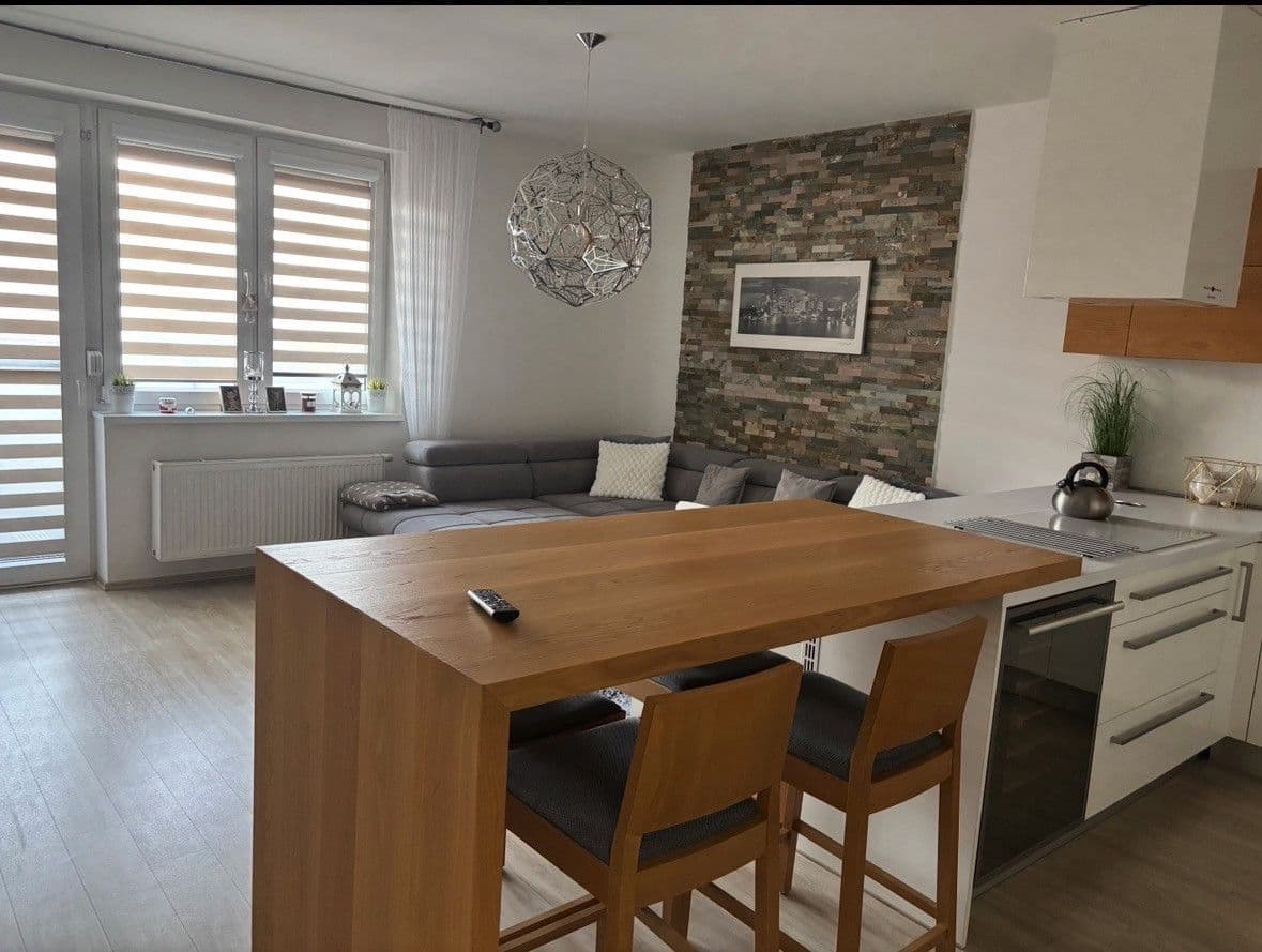 2 bedroom with open-plan kitchen flat for sale, 78 m², Zelnice III, Slavkov u Brna, Jihomoravský Region 2 bedroom with open-plan kitchen flat for sale, 78 m², Zelnice III, Slavkov u Brna, Jihomoravský Region