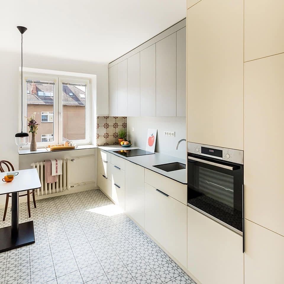 2 bedroom flat to rent, 54 m², 28. pluku, Prague, Prague 2 bedroom flat to rent, 54 m², 28. pluku, Prague, Prague