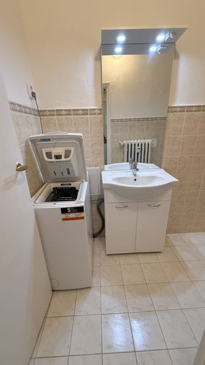 1 bedroom flat to rent, 43 m², Petra Rezka, Prague, Prague 1 bedroom flat to rent, 43 m², Petra Rezka, Prague, Prague