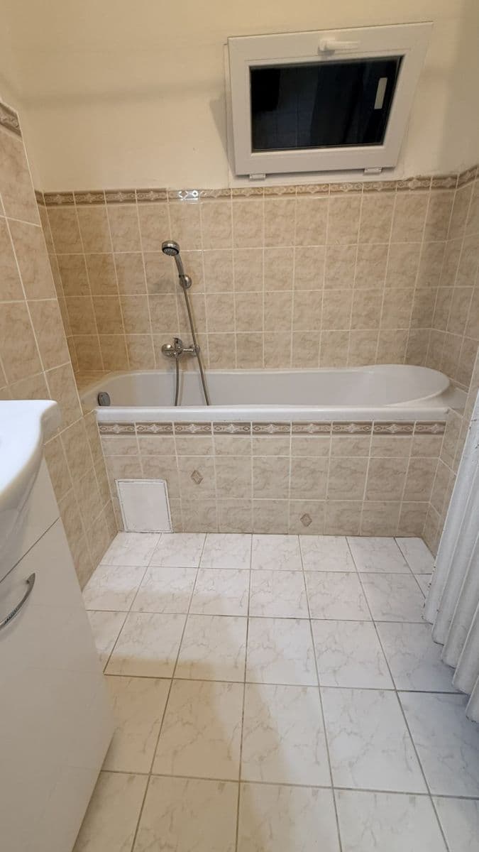 1 bedroom flat to rent, 43 m², Petra Rezka, Prague, Prague 1 bedroom flat to rent, 43 m², Petra Rezka, Prague, Prague