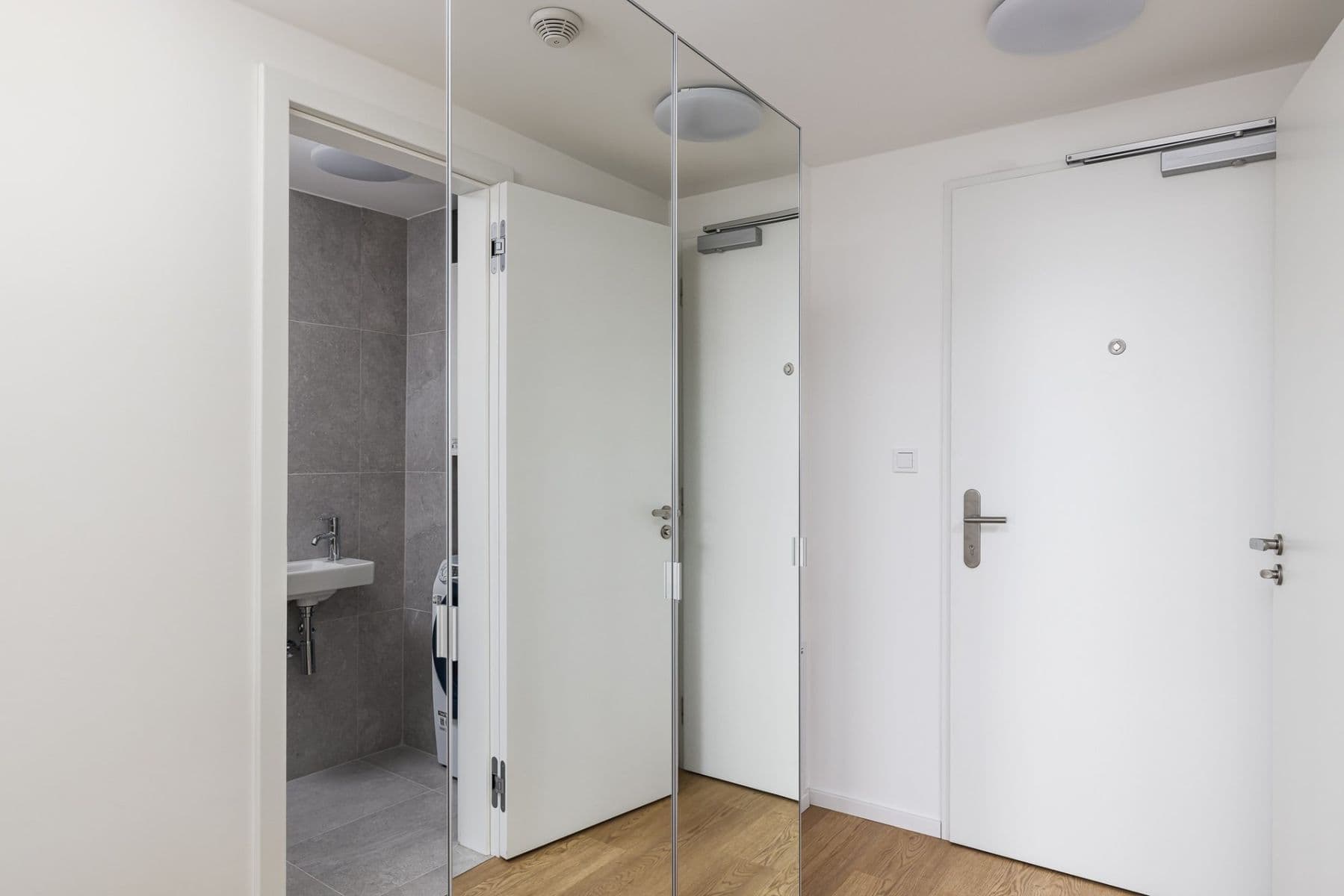 1 bedroom with open-plan kitchen flat to rent, 57 m², Hábova, Prague, Prague 1 bedroom with open-plan kitchen flat to rent, 57 m², Hábova, Prague, Prague