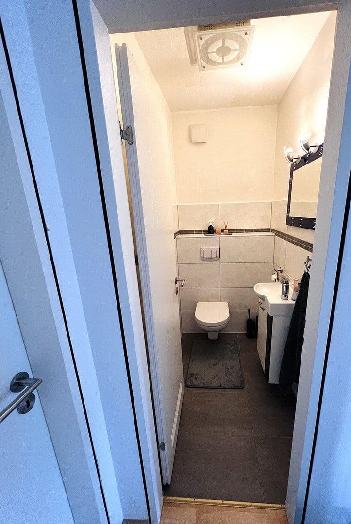2 bedroom with open-plan kitchen flat to rent, 105 m², Apoldaer Weg 5, Mannheim, Baden-Württemberg 2 bedroom with open-plan kitchen flat to rent, 105 m², Apoldaer Weg 5, Mannheim, Baden-Württemberg