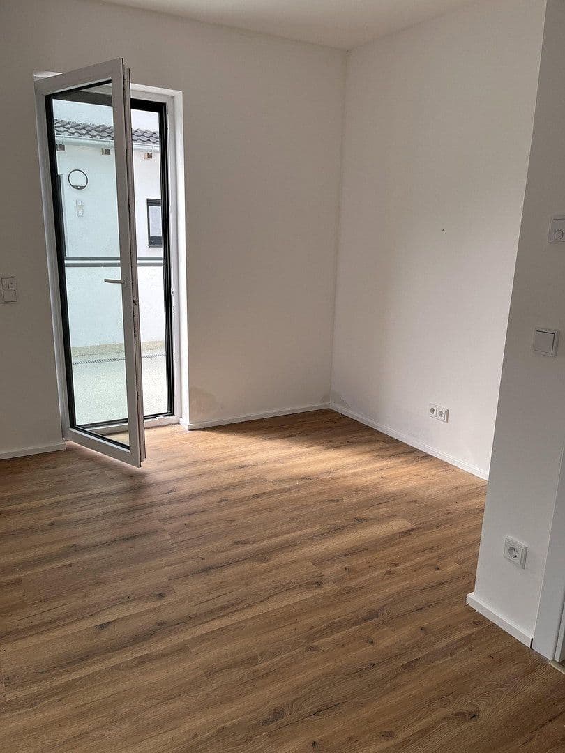 3 bedroom flat to rent, 85 m², Waghäuselerstraße, Neulußheim, Baden-Württemberg 3 bedroom flat to rent, 85 m², Waghäuselerstraße, Neulußheim, Baden-Württemberg