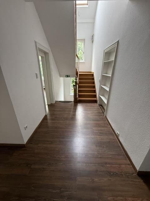 office to rent, 154 m², Oberbenrader Str. 51, Nordrhein-Westfalen - Krefeld, North Rhine-Westphalia office to rent, 154 m², Oberbenrader Str. 51, Nordrhein-Westfalen - Krefeld, North Rhine-Westphalia