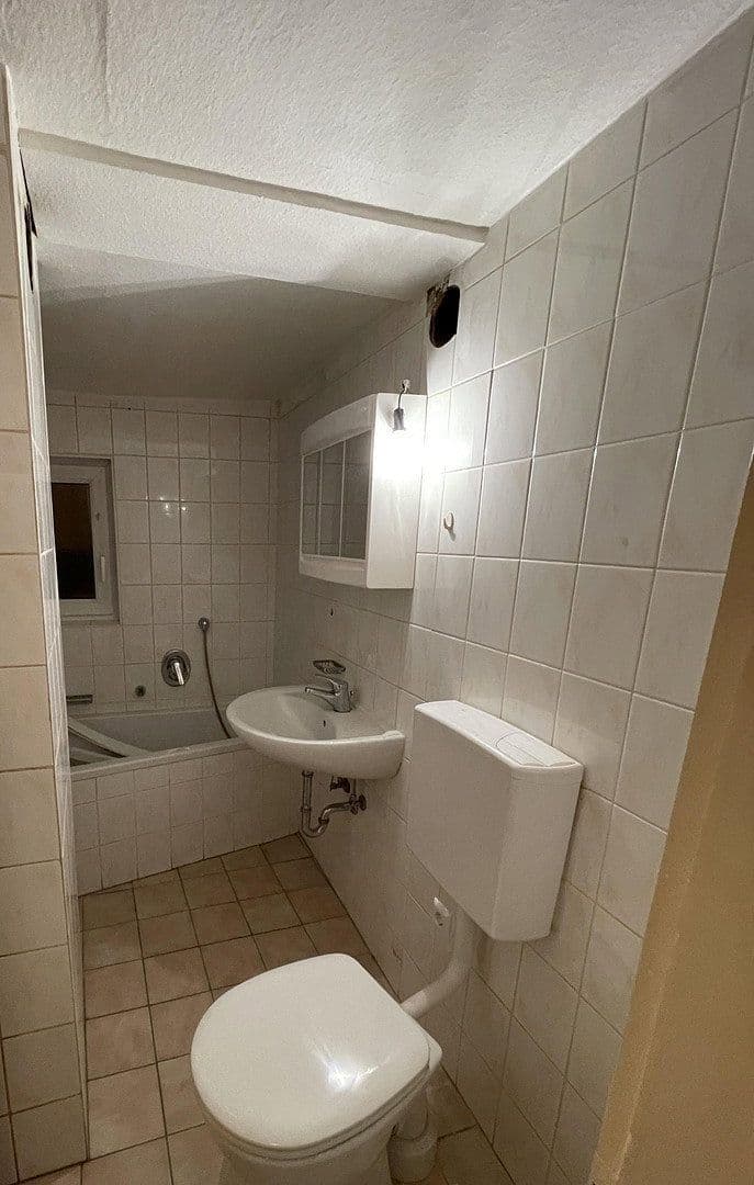 house for sale, 125 m², Lauda-Königshofen, Baden-Württemberg house for sale, 125 m², Lauda-Königshofen, Baden-Württemberg