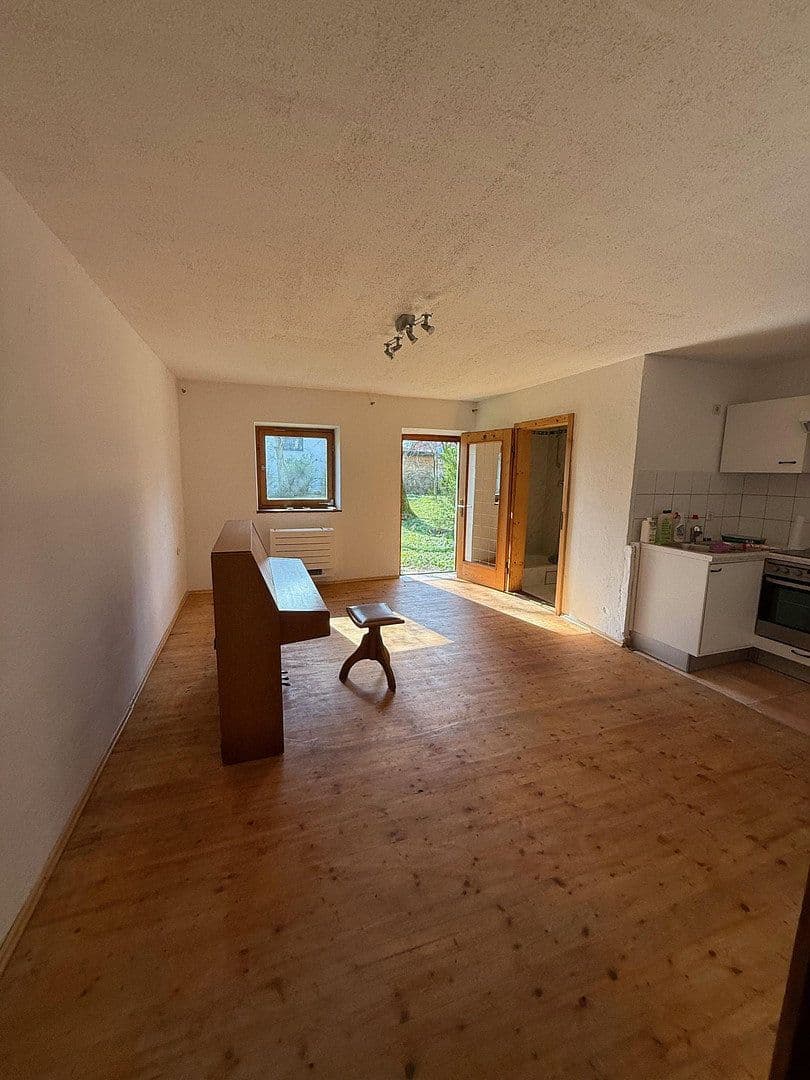 2 bedroom flat to rent, 39 m², Holzkirchen, Bavaria 2 bedroom flat to rent, 39 m², Holzkirchen, Bavaria