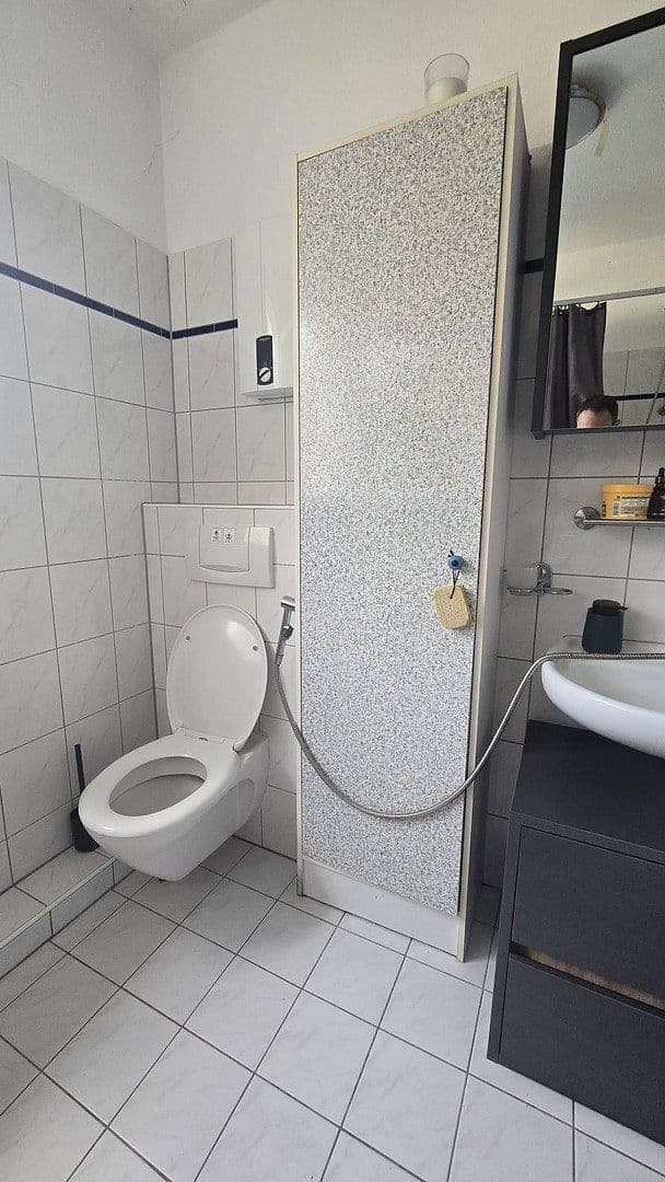 2 bedroom with open-plan kitchen flat to rent, 105 m², Ittertalstraße 138, Solingen, North Rhine-Westphalia 2 bedroom with open-plan kitchen flat to rent, 105 m², Ittertalstraße 138, Solingen, North Rhine-Westphalia