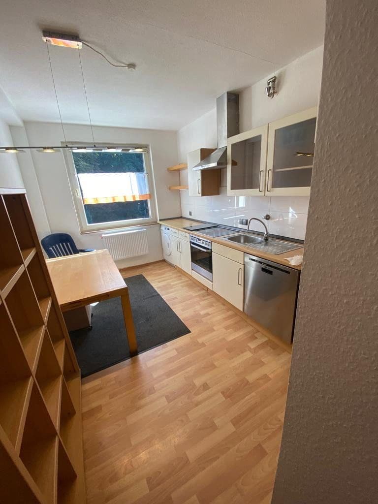 2 bedroom with open-plan kitchen flat to rent, 105 m², Ittertalstraße 138, Solingen, North Rhine-Westphalia 2 bedroom with open-plan kitchen flat to rent, 105 m², Ittertalstraße 138, Solingen, North Rhine-Westphalia
