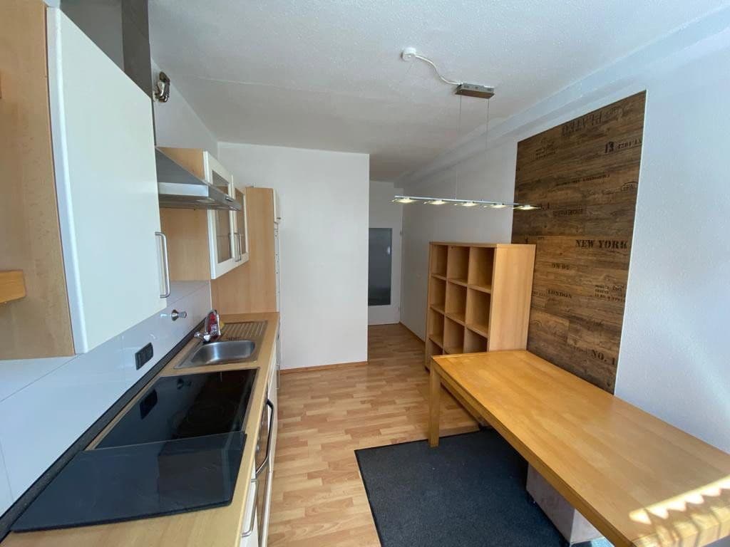 2 bedroom with open-plan kitchen flat to rent, 105 m², Ittertalstraße 138, Solingen, North Rhine-Westphalia 2 bedroom with open-plan kitchen flat to rent, 105 m², Ittertalstraße 138, Solingen, North Rhine-Westphalia