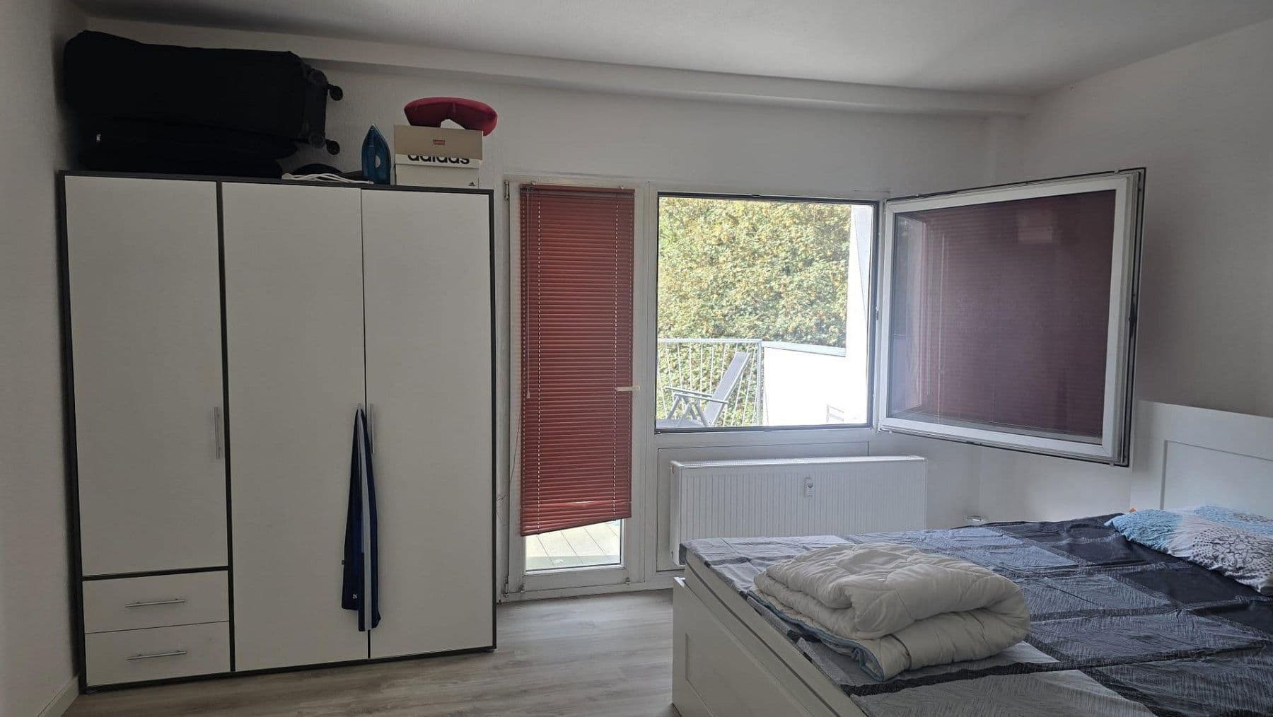 2 bedroom with open-plan kitchen flat to rent, 105 m², Ittertalstraße 138, Solingen, North Rhine-Westphalia 2 bedroom with open-plan kitchen flat to rent, 105 m², Ittertalstraße 138, Solingen, North Rhine-Westphalia