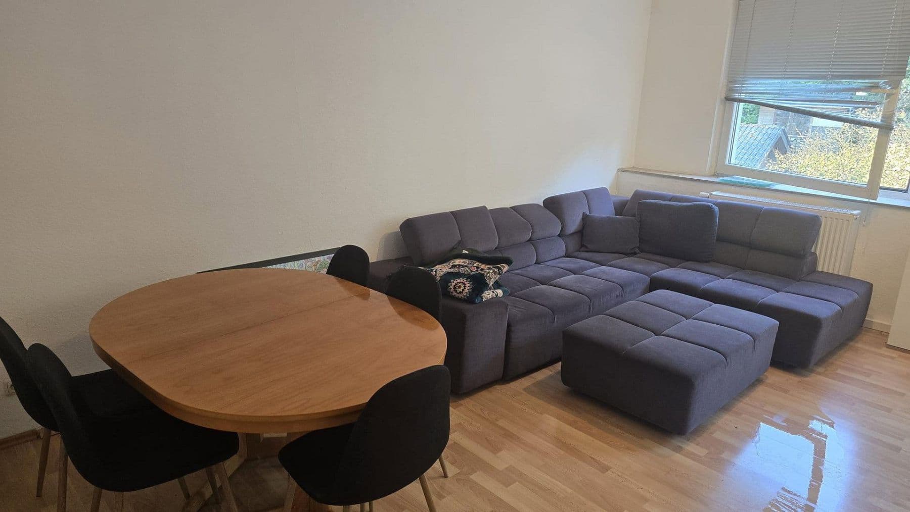 2 bedroom with open-plan kitchen flat to rent, 105 m², Ittertalstraße 138, Solingen, North Rhine-Westphalia 2 bedroom with open-plan kitchen flat to rent, 105 m², Ittertalstraße 138, Solingen, North Rhine-Westphalia