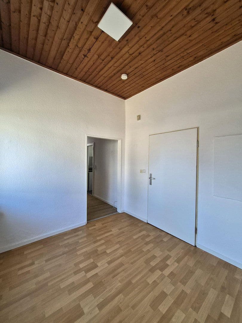 2 bedroom flat to rent, 28 m², Hauptstraße 8, Eppertshausen, Hesse 2 bedroom flat to rent, 28 m², Hauptstraße 8, Eppertshausen, Hesse
