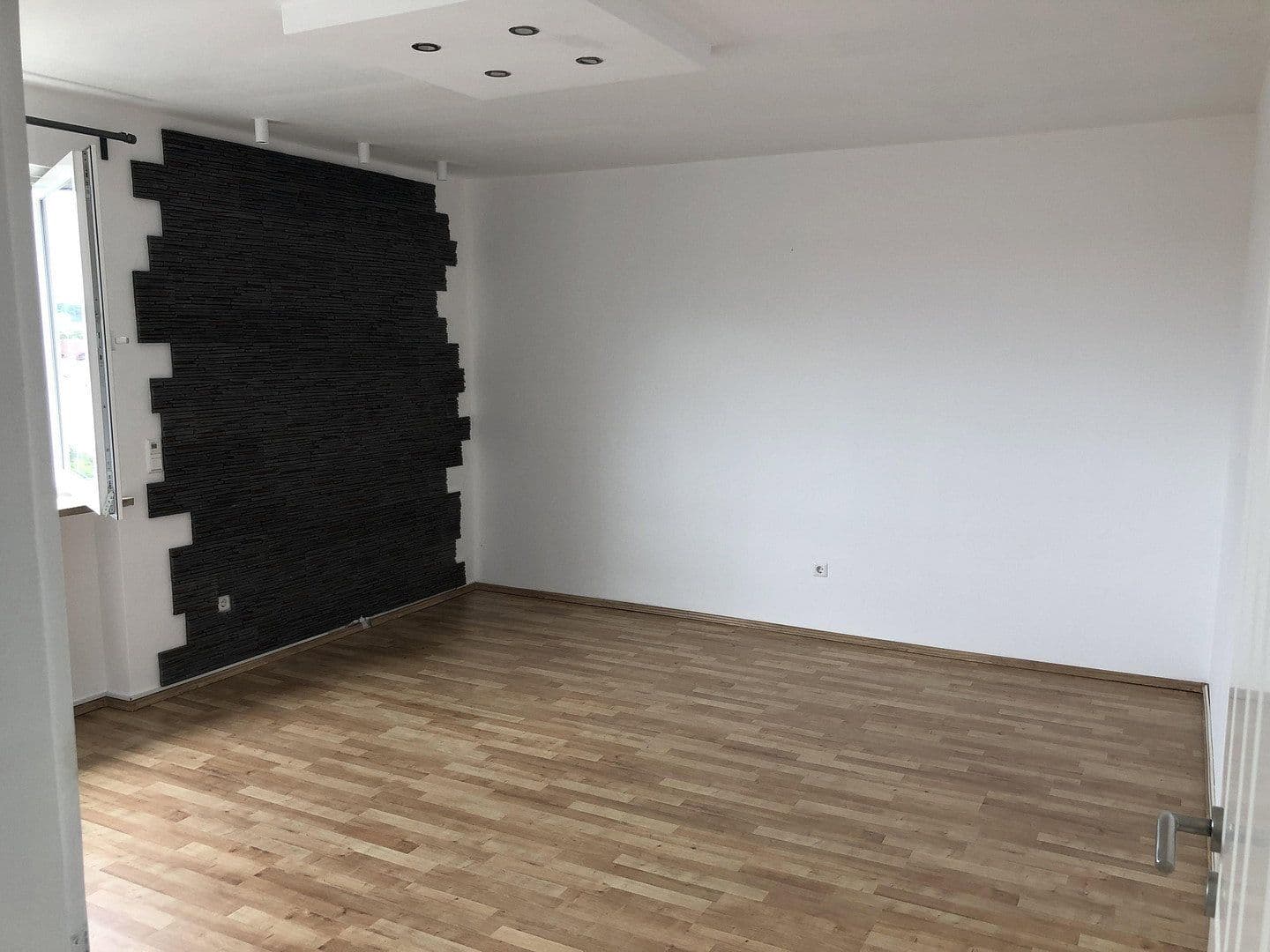3 bedroom with open-plan kitchen flat for sale, 89 m², Eschenweg 25, Landshut, Bavaria 3 bedroom with open-plan kitchen flat for sale, 89 m², Eschenweg 25, Landshut, Bavaria