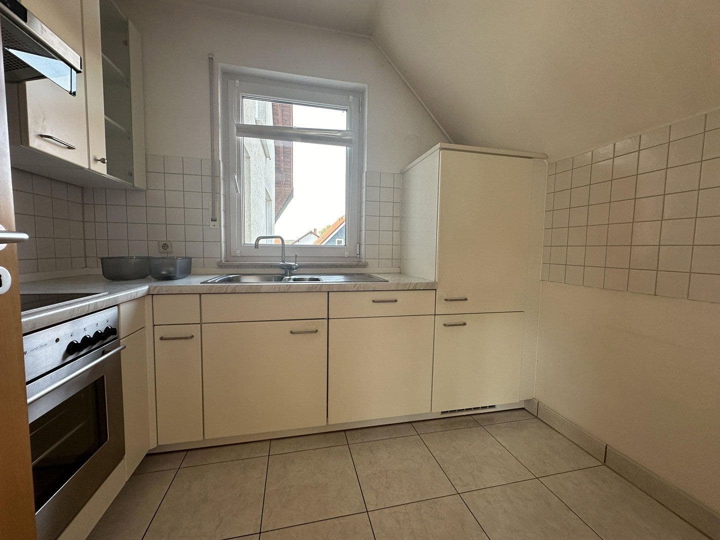 3 bedroom flat to rent, 104 m², Brackenheim, Baden-Württemberg 3 bedroom flat to rent, 104 m², Brackenheim, Baden-Württemberg