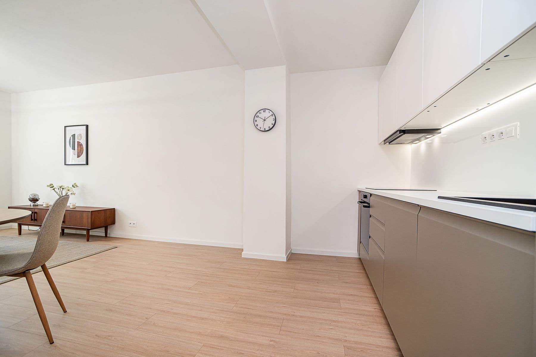1 bedroom with open-plan kitchen flat for sale, 42 m², Ruská, Prague, Prague 1 bedroom with open-plan kitchen flat for sale, 42 m², Ruská, Prague, Prague