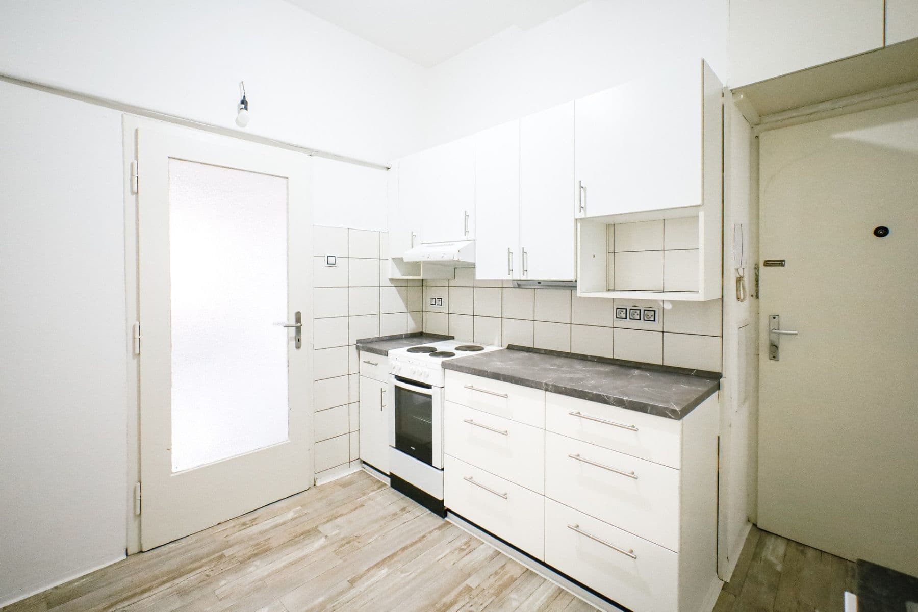 1 bedroom with open-plan kitchen flat for sale, 51 m², Vosmíkových, Prague, Prague 1 bedroom with open-plan kitchen flat for sale, 51 m², Vosmíkových, Prague, Prague