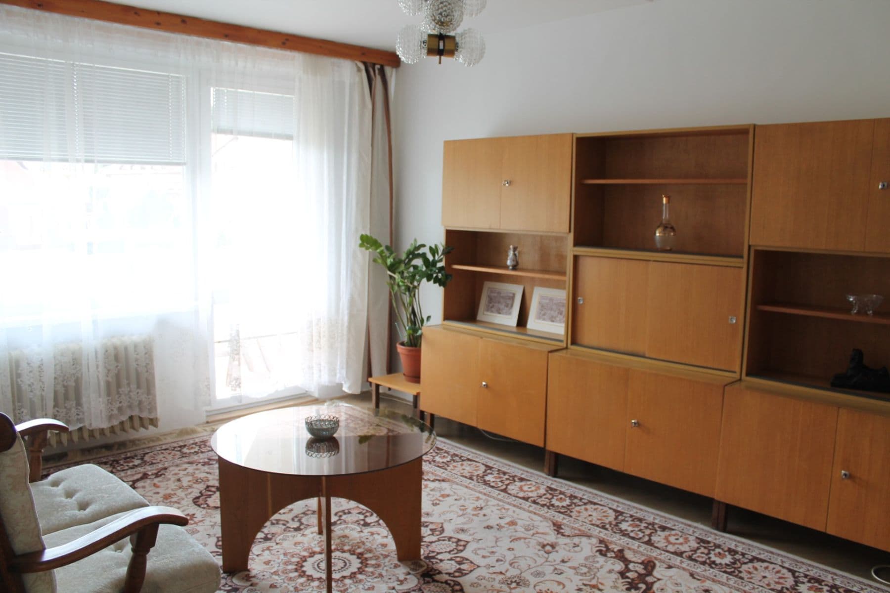 4 bedroom flat to rent, 84 m², Školní, Karlovy Vary, Karlovarský Region 4 bedroom flat to rent, 84 m², Školní, Karlovy Vary, Karlovarský Region