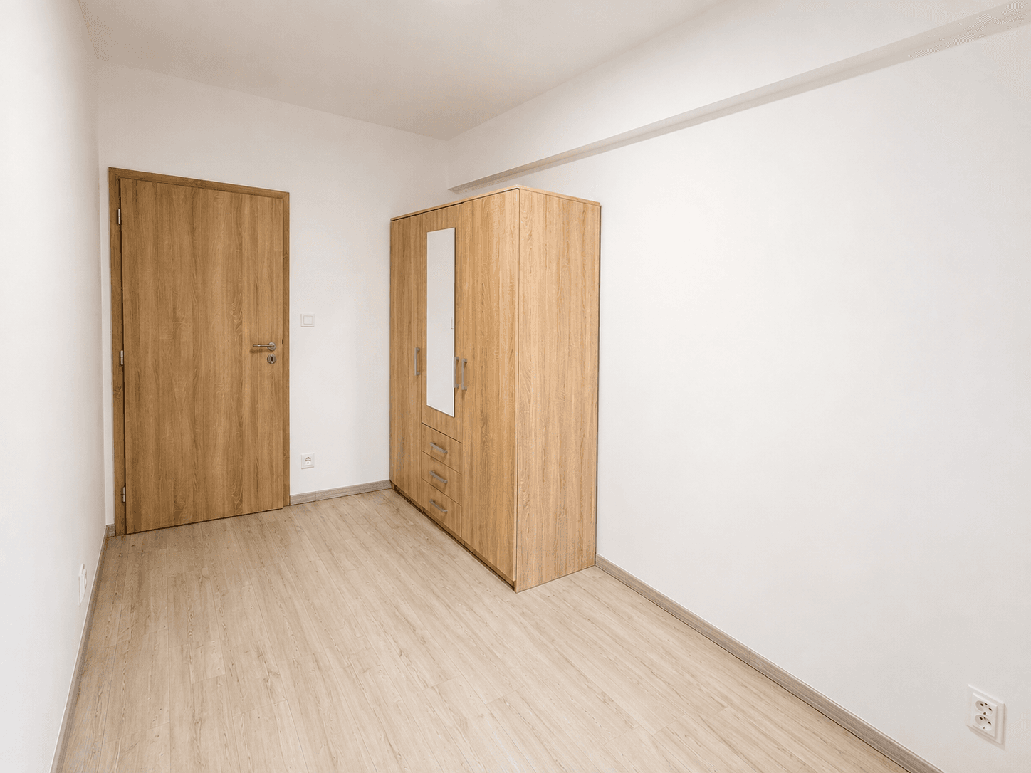 3 bedroom with open-plan kitchen flat to rent, 55 m², Žižkova, Nový Knín, Středočeský Region 3 bedroom with open-plan kitchen flat to rent, 55 m², Žižkova, Nový Knín, Středočeský Region