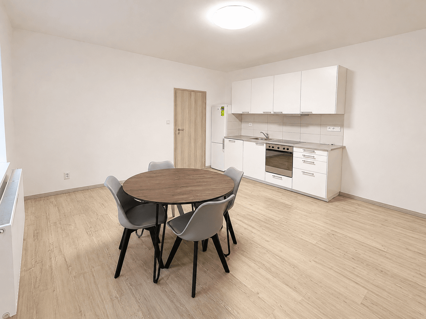 3 bedroom with open-plan kitchen flat to rent, 55 m², Žižkova, Nový Knín, Středočeský Region 3 bedroom with open-plan kitchen flat to rent, 55 m², Žižkova, Nový Knín, Středočeský Region
