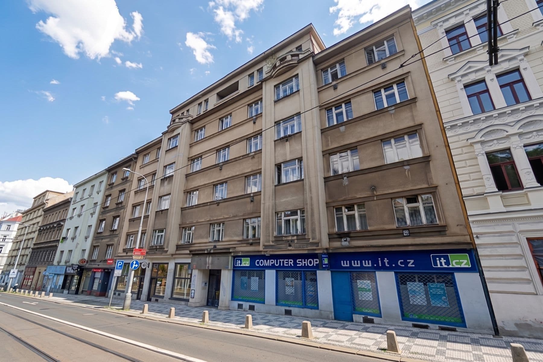 1 bedroom with open-plan kitchen flat for sale, 56 m², Francouzská, Prague, Prague 1 bedroom with open-plan kitchen flat for sale, 56 m², Francouzská, Prague, Prague