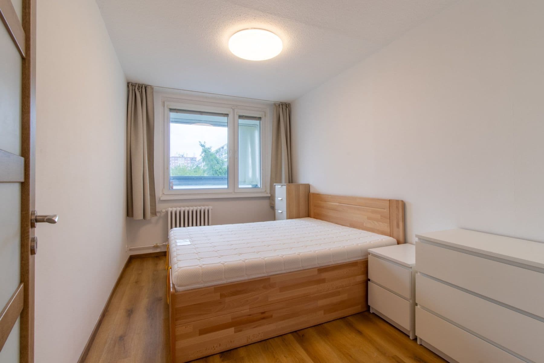 1 bedroom with open-plan kitchen flat to rent, 50 m², Kurčatovova, Prague, Prague 1 bedroom with open-plan kitchen flat to rent, 50 m², Kurčatovova, Prague, Prague