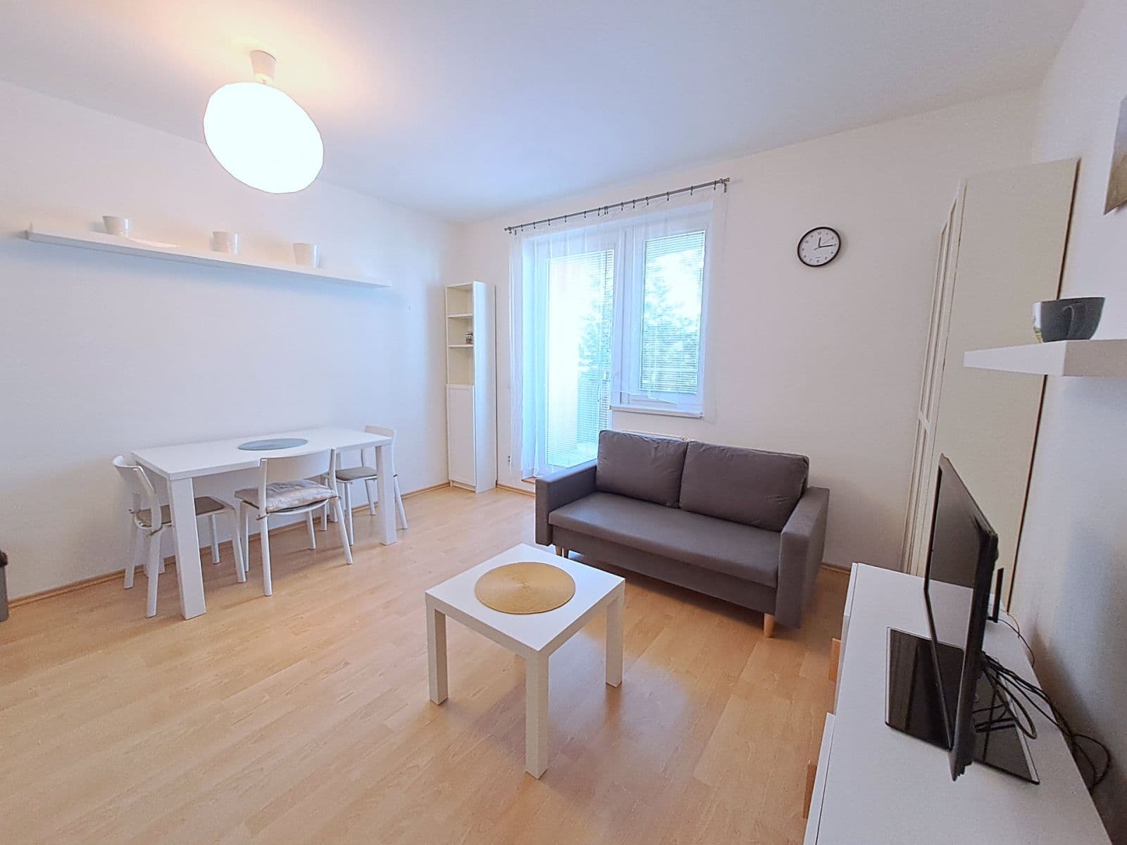 1 bedroom with open-plan kitchen flat to rent, 40 m², V Zahradách, Prague, Prague 1 bedroom with open-plan kitchen flat to rent, 40 m², V Zahradách, Prague, Prague
